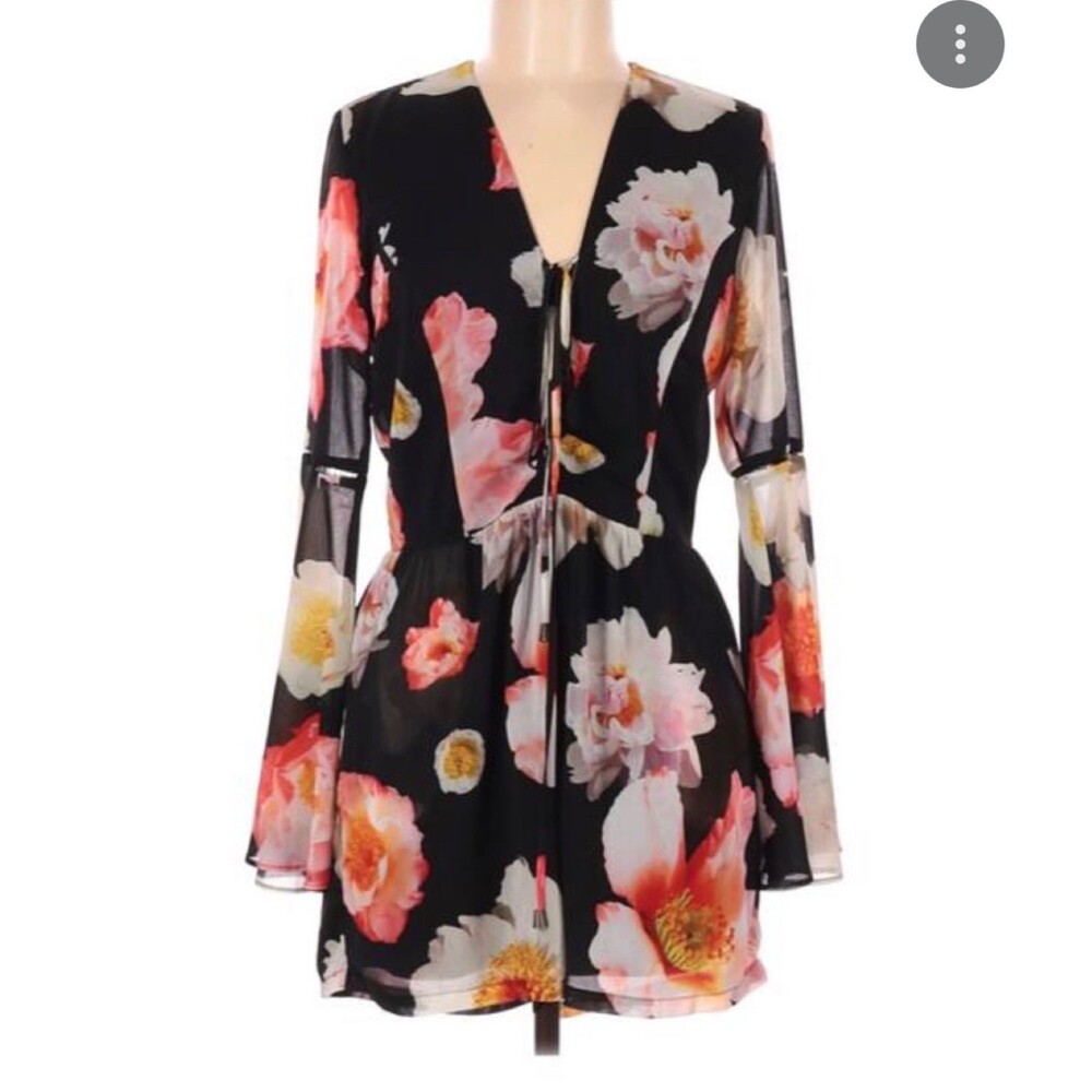 Women's Gianni Bini black and pink floral bell sleeved romper wedding date small
